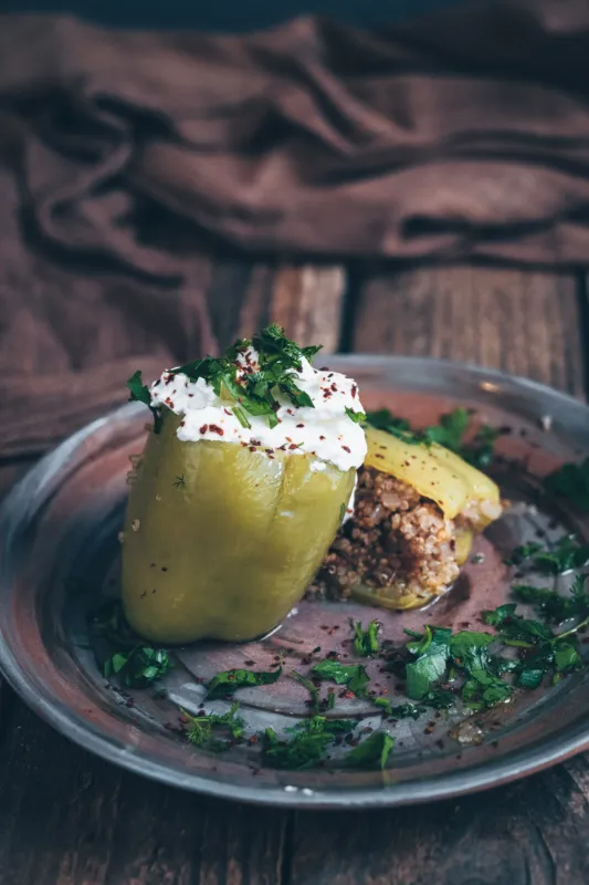 Zeytinyağlı, Kinoalı Biber Dolması