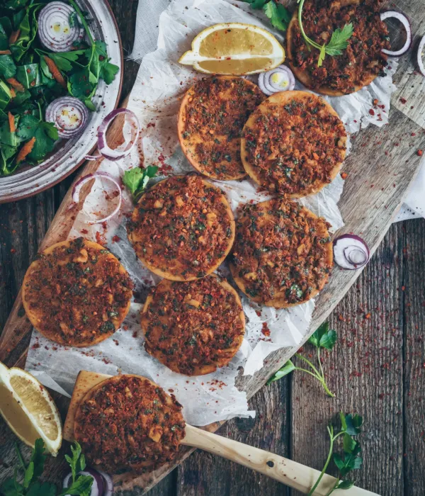 Nohut Unlu Fındık Lahmacun