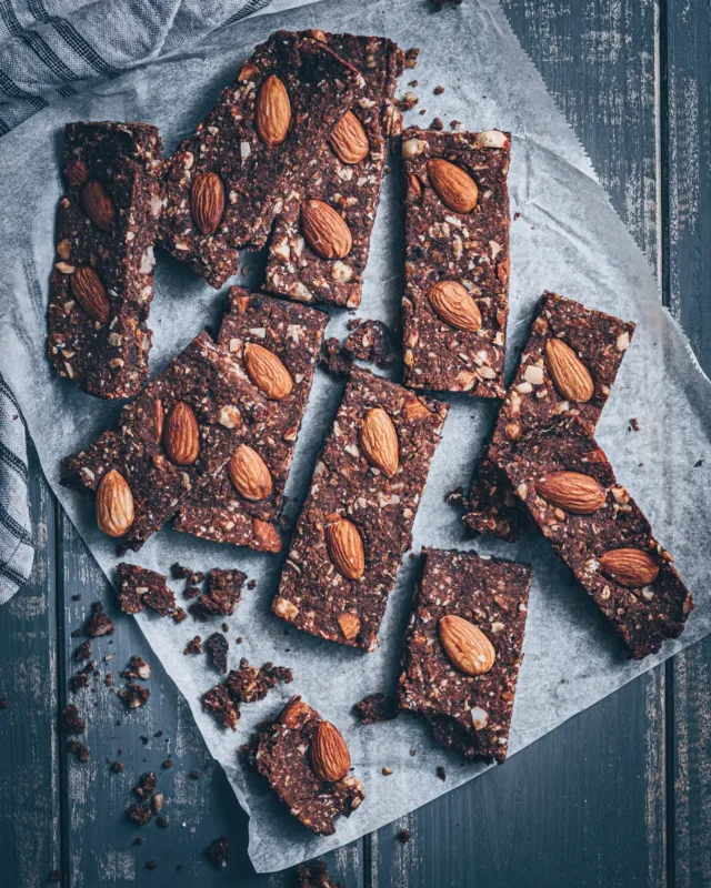 Bademli Granola Bar